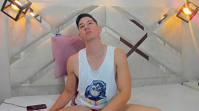 Angel Sanzz online show from February 18, 2026, 1:29 pm