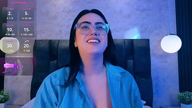 Snapshot of vicky_grey chatting on April 1, 2026, 2:14 pm vicky grey online show from April 1, 2026, 2:14 pm