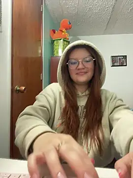 Vixroy7 online show from June 3, 2026, 11:43 pm