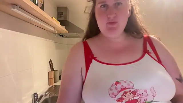 Snapshot of xopeachybaby chatting on May 27, 2026, 7:05 am xopeachybaby online show from May 27, 2026, 7:05 am