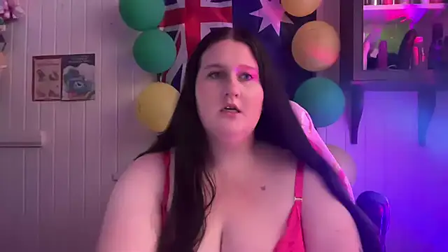 xopeachybaby online show from July 19, 2026, 2:37 am