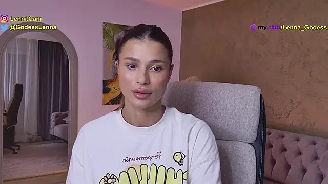 Lenna Godess online show from October 16, 2025, 4:13 am