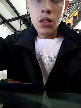 Snapshot of blackninja66 chatting on March 31, 2026, 2:24 am blackninja66 online show from March 31, 2026, 2:24 am