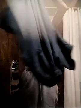 Caliente777666 online show from April 17, 2026, 8:01 pm