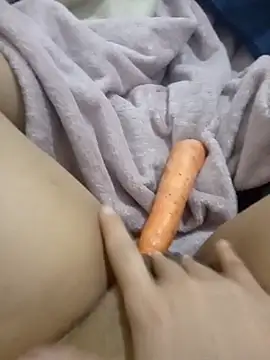 Snapshot of hanina127 chatting on March 1, 2026, 2:57 am hanina127 online show from March 1, 2026, 2:57 am