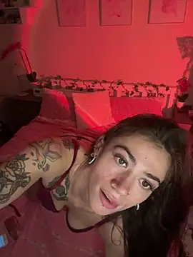 Snapshot of ValenciaTheVixenXX chatting on February 24, 2026, 8:18 pm ValenciaTheVixenXX online show from February 24, 2026, 8:18 pm