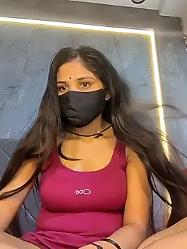 Snapshot of Cute_shikaa chatting on March 12, 2026, 9:59 am Cute shikaa online show from March 12, 2026, 9:59 am