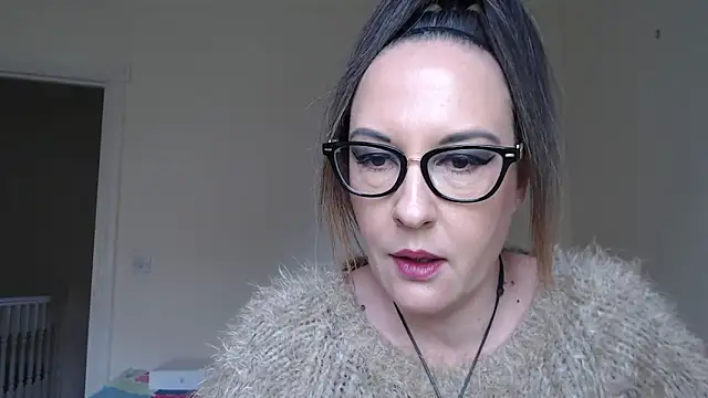 Snapshot of PsychicDominatrix chatting on March 24, 2026, 10:53 am PsychicDominatrix online show from March 24, 2026, 10:53 am