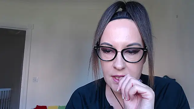 Snapshot of PsychicDominatrix chatting on March 26, 2026, 11:05 am PsychicDominatrix online show from March 26, 2026, 11:05 am