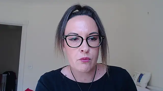 Snapshot of PsychicDominatrix chatting on May 30, 2026, 2:14 pm PsychicDominatrix online show from May 30, 2026, 2:14 pm