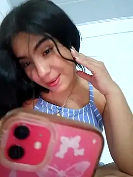 Snapshot of Ailen-cute chatting on February 22, 2026, 6:46 am Ailen-cute online show from February 22, 2026, 6:46 am