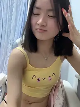 Snapshot of miaomiaou_ chatting on February 6, 2026, 4:32 pm miaomiaou online show from February 6, 2026, 4:32 pm