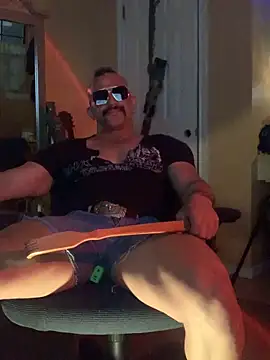 daddydonkey84 online show from April 14, 2026, 5:46 am