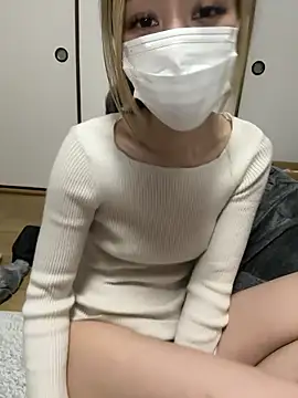 yui  yuichan online show from February 17, 2026, 1:51 pm