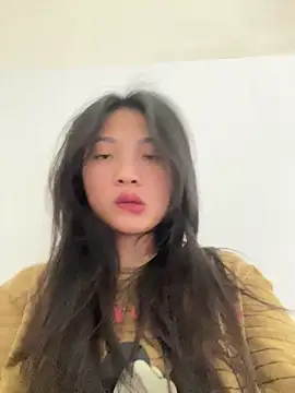 Snapshot of Lyn-be99 chatting on February 19, 2026, 6:20 am Lyn-be99 online show from February 19, 2026, 6:20 am