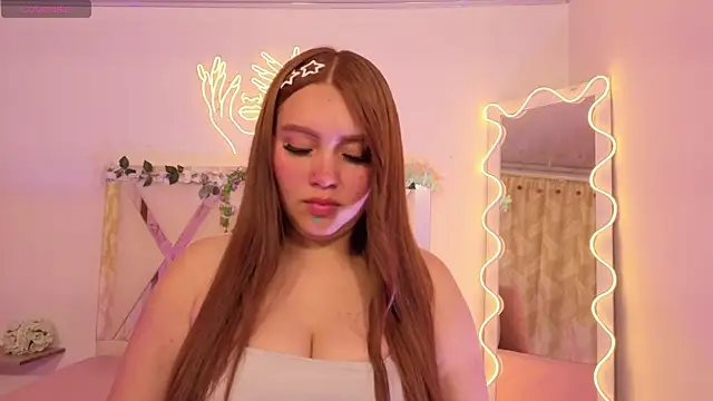 Snapshot of SABRIINA_TAY chatting on April 14, 2026, 3:34 am SABRIINA TAY online show from April 14, 2026, 3:34 am