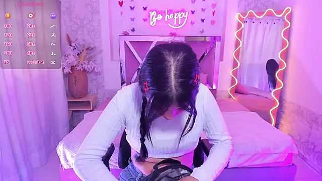 JENNA TAY1 online show from April 1, 2026, 7:44 pm