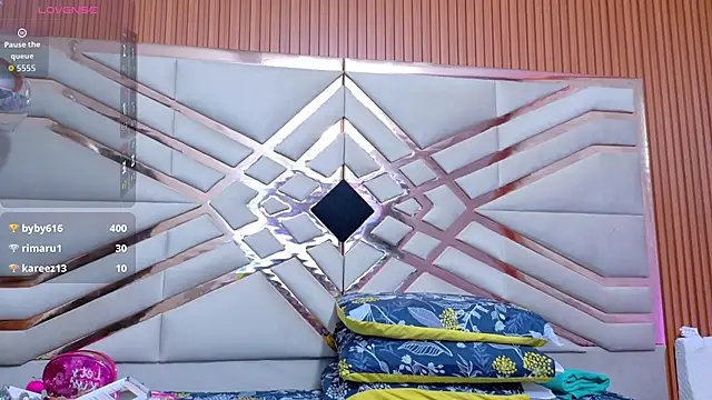 Snapshot of Rizantella chatting on February 18, 2026, 2:18 am Rizantella online show from February 18, 2026, 2:18 am