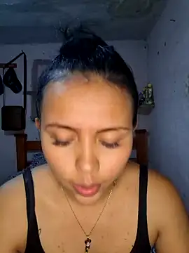 Daniela Cruz  online show from February 25, 2026, 11:14 pm