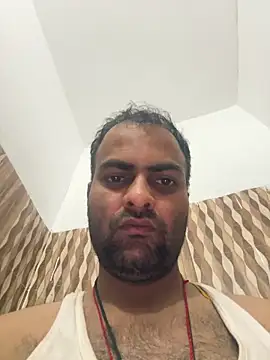 hardlysuck online show from March 1, 2026, 9:33 am