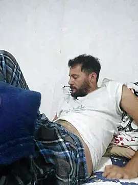 Snapshot of Erickpritz_xh chatting on February 8, 2026, 4:38 am Erickpritz xh online show from February 8, 2026, 4:38 am