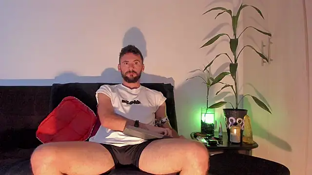 Erickpritz xh online show from April 20, 2026, 8:21 pm