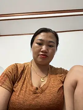 Puka2001 online show from February 7, 2026, 1:37 pm