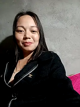 Snapshot of Rose-222 chatting on January 31, 2026, 7:11 pm Rose-222 online show from January 31, 2026, 7:11 pm