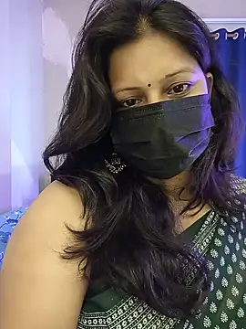 noty girl2 online show from June 17, 2026, 6:38 am