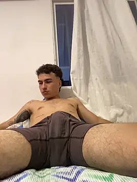 Snapshot of vanilla_Kush chatting on February 13, 2026, 5:36 am vanilla Kush online show from February 13, 2026, 5:36 am