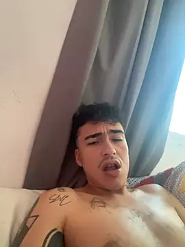 vanilla Kush online show from April 12, 2026, 3:39 pm