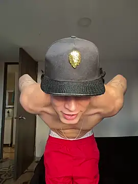 Maximuz1920 online show from June 21, 2026, 10:45 pm