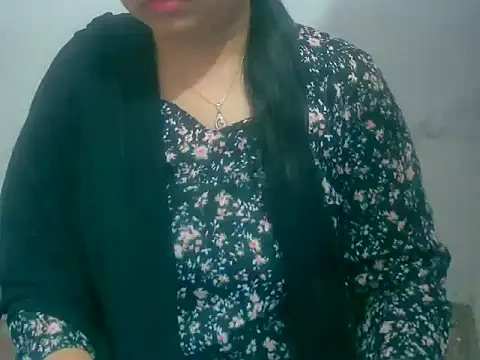 Cute Aliyaa online show from March 7, 2026, 8:44 am