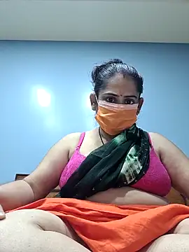 Snapshot of diyam4002 chatting on February 3, 2026, 9:14 am diyam4002 online show from February 3, 2026, 9:14 am