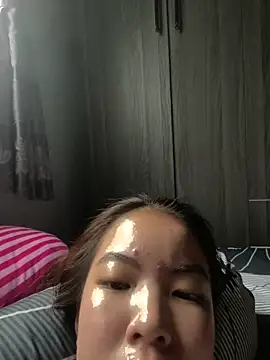 Snapshot of Phuonghot189 chatting on February 17, 2026, 8:00 am Phuonghot189 online show from February 17, 2026, 8:00 am