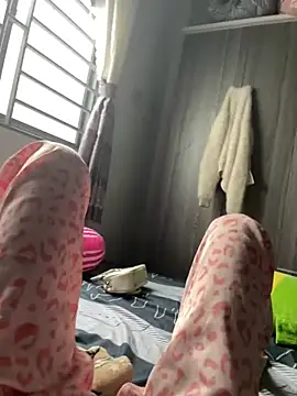 Snapshot of Phuonghot189 chatting on February 26, 2026, 6:45 am Phuonghot189 online show from February 26, 2026, 6:45 am