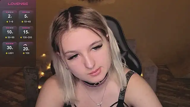 Snapshot of grase_neon chatting on February 11, 2026, 10:20 am grase neon online show from February 11, 2026, 10:20 am