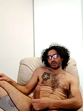 Snapshot of Batou1683 chatting on February 28, 2026, 3:35 pm Batou1683 online show from February 28, 2026, 3:35 pm