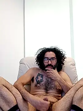 Batou1683 online show from April 3, 2026, 3:32 pm