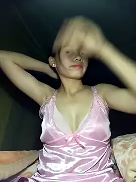 Snapshot of derylove_ chatting on February 3, 2026, 3:39 pm derylove online show from February 3, 2026, 3:39 pm