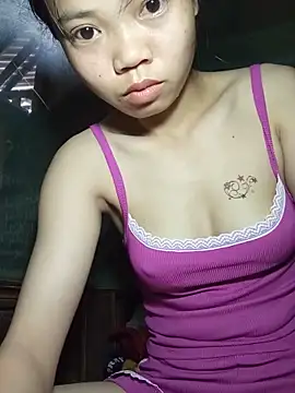 derylove  online show from May 18, 2026, 7:58 am