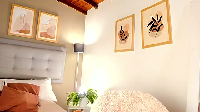 SalomeStorm  online show from March 14, 2026, 2:55 pm