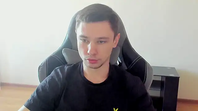 Snapshot of Alexmansuper chatting on March 24, 2026, 7:46 am Alexmansuper online show from March 24, 2026, 7:46 am