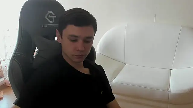 Snapshot of Alexmansuper chatting on April 11, 2026, 11:58 am Alexmansuper online show from April 11, 2026, 11:58 am