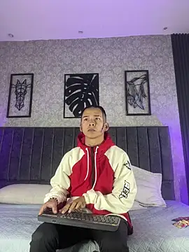 Snapshot of bliinkii_and_luka_ chatting on February 23, 2026, 1:08 pm bliinkii and luka online show from February 23, 2026, 1:08 pm