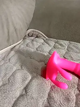 Snapshot of jhenyseducao chatting on February 25, 2026, 12:59 pm jhenyseducao online show from February 25, 2026, 12:59 pm