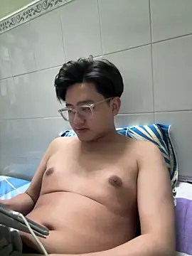 Snapshot of Kami_Kazo chatting on February 5, 2026, 3:38 pm Kami Kazo online show from February 5, 2026, 3:38 pm