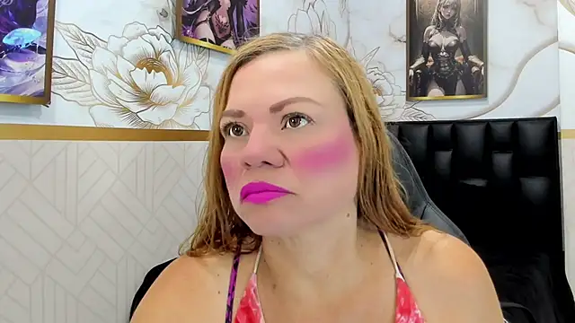 Snapshot of alicee__mature chatting on May 23, 2026, 7:40 pm alicee mature online show from May 23, 2026, 7:40 pm