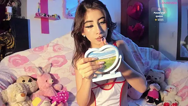 Rebecahart online show from February 15, 2026, 11:23 pm