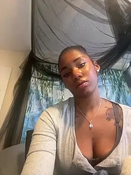 Snapshot of Ebonythroat777 chatting on March 4, 2026, 6:47 pm Ebonythroat777 online show from March 4, 2026, 6:47 pm